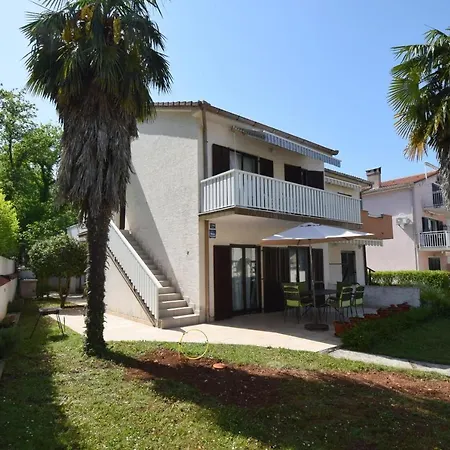 Lorela Appartement *