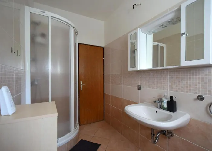 Lorela Appartement Malinska